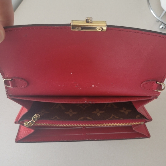 Louis Vuitton clutch - Picture 3 of 5